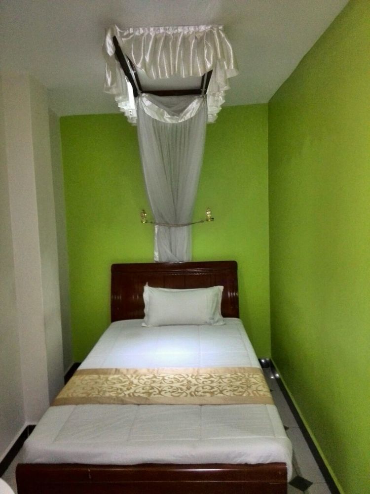 La Grande Hotel Кампала Екстер'єр фото