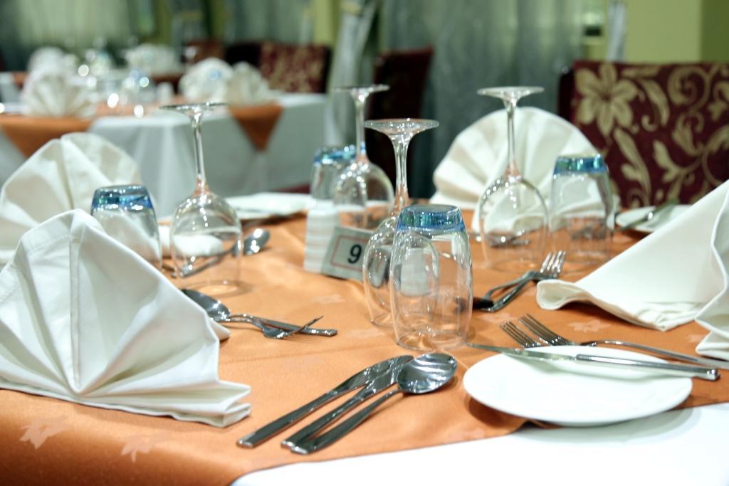 La Grande Hotel Кампала Екстер'єр фото