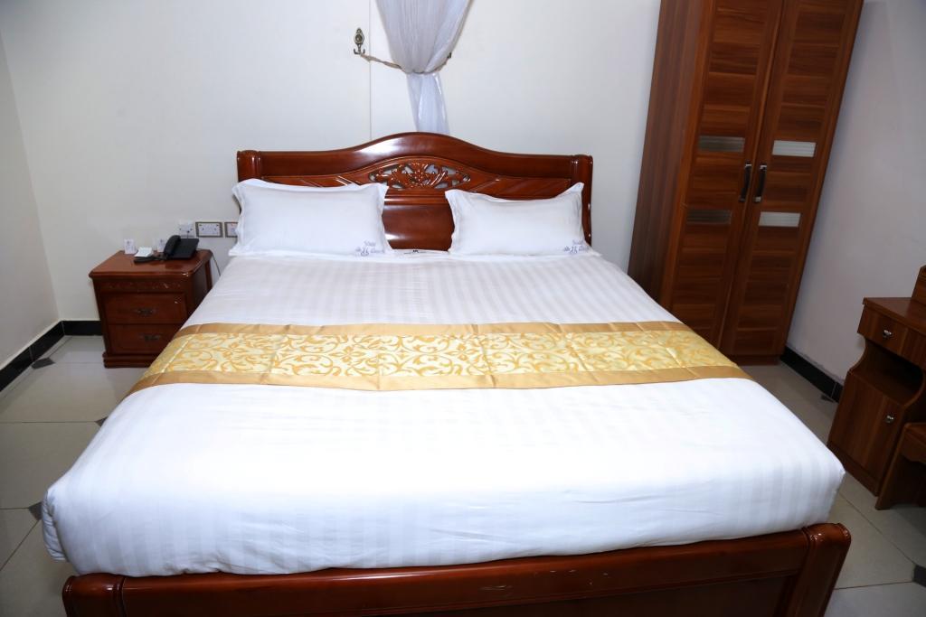 La Grande Hotel Кампала Екстер'єр фото